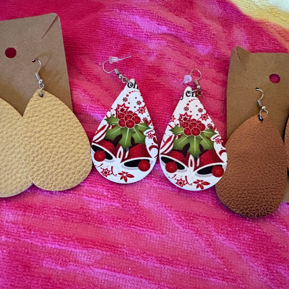 Floral Teardrop Earrings - Red and Green